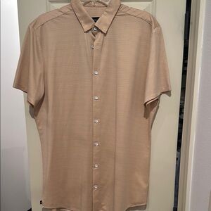 Mizzen+main peach short sleeve button up. Size large trim tall